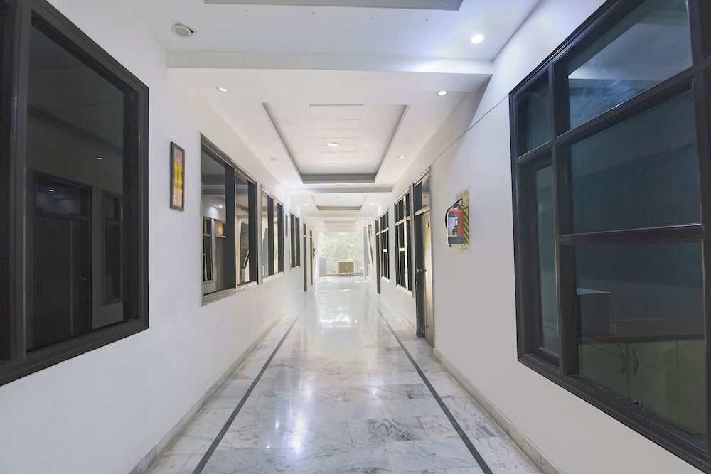 Fabhotel Surajkund Residency