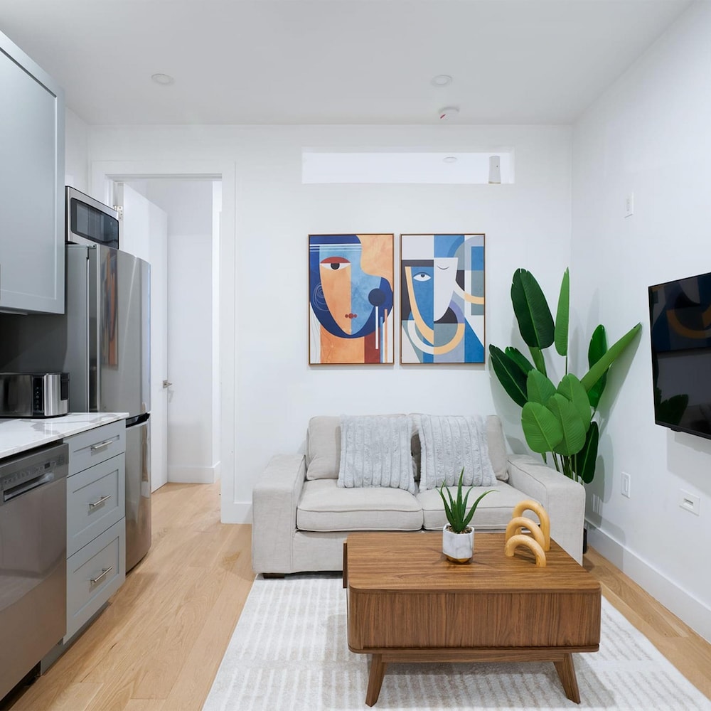 1290-3 New Renovated 2 Bedrooms in UES