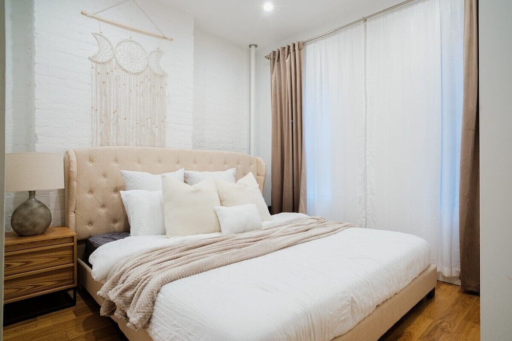 1288 UES Apartments