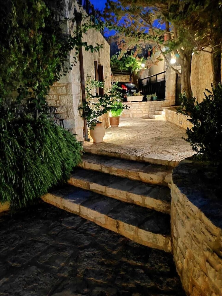 Melina Stone Villa