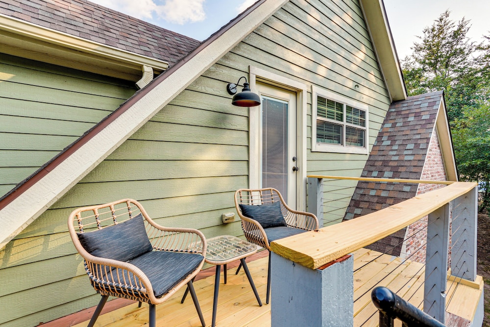 Game Room + Lake Bonham On-site: Family Getaway! view 4