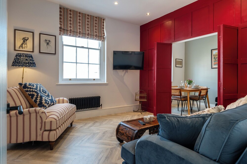 Stunning HighStreet Escape in Cheltenham