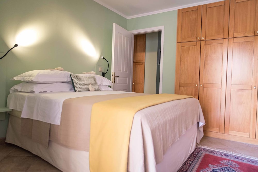 Yasemi of Chios photo 4