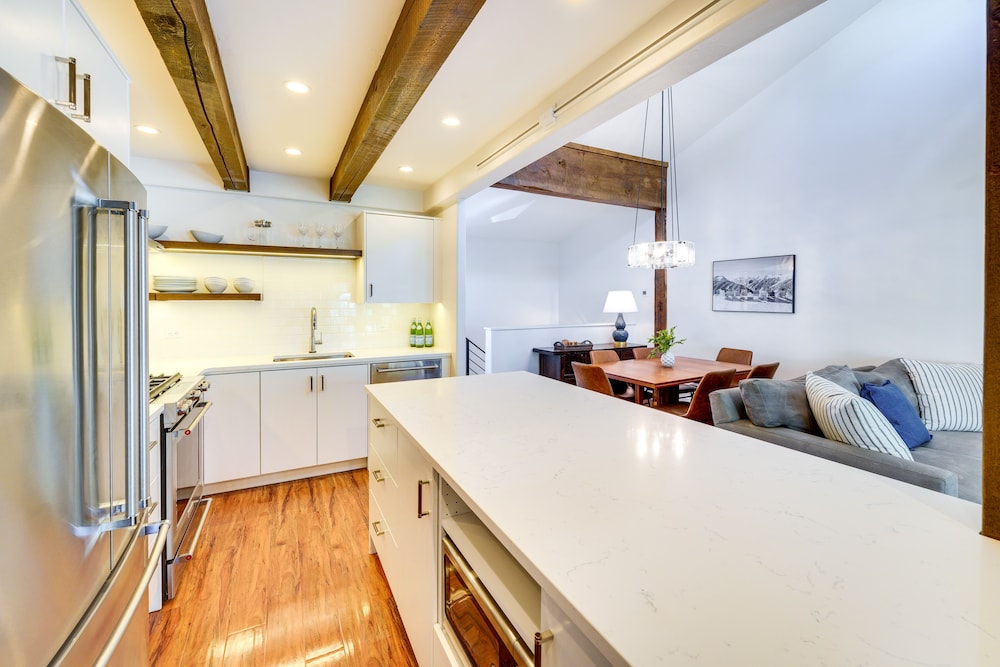 Ketchum Vacations - Ketchum Townhouse - Walk to River Run Day Lodge! - Property Image 11