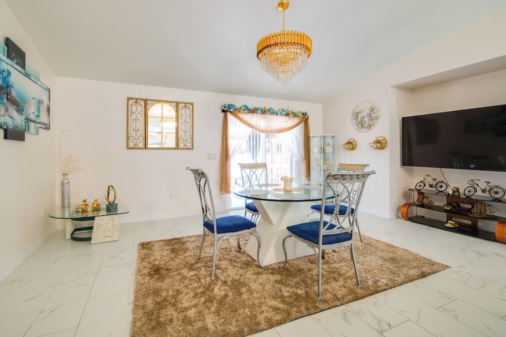 8 Mi to Silver Springs: Tranquil Home w/ Gazebo