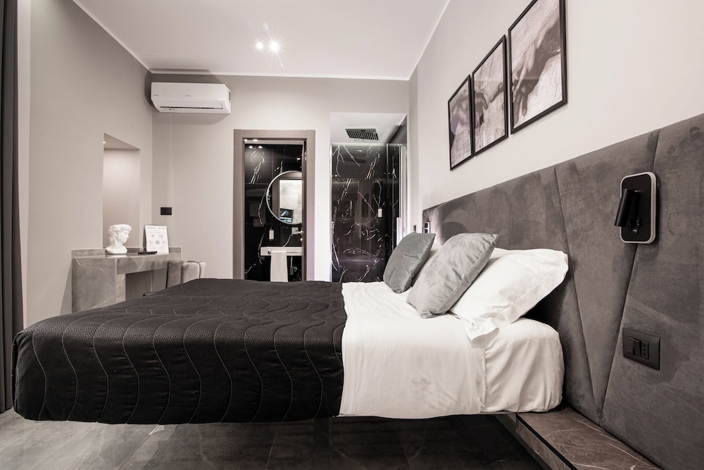 Karma6Rooms