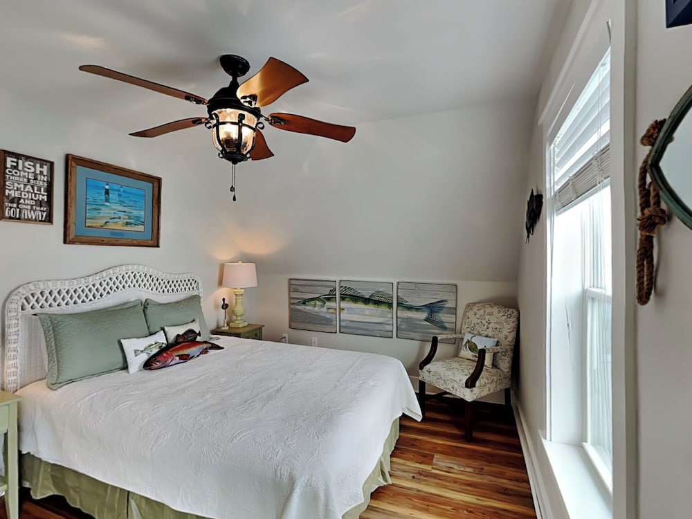 Casa Del Sol by Miss Kitty’s