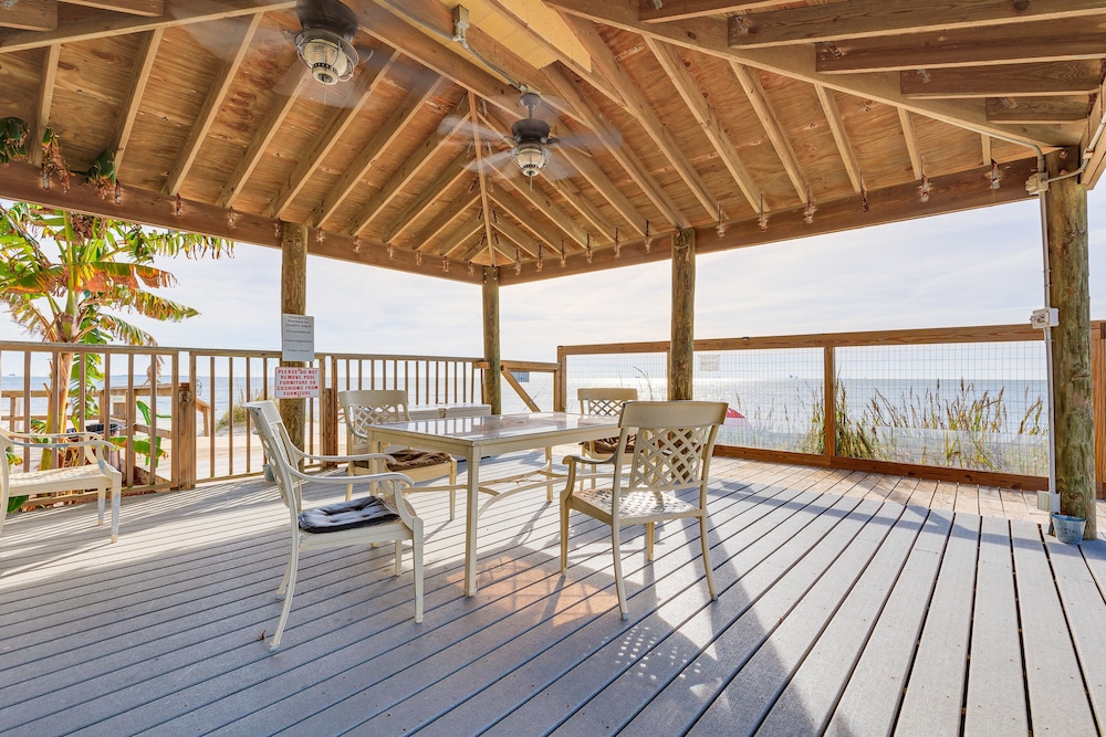 Updated Dauphin Island Condo w/ Pool & Gulf Views!