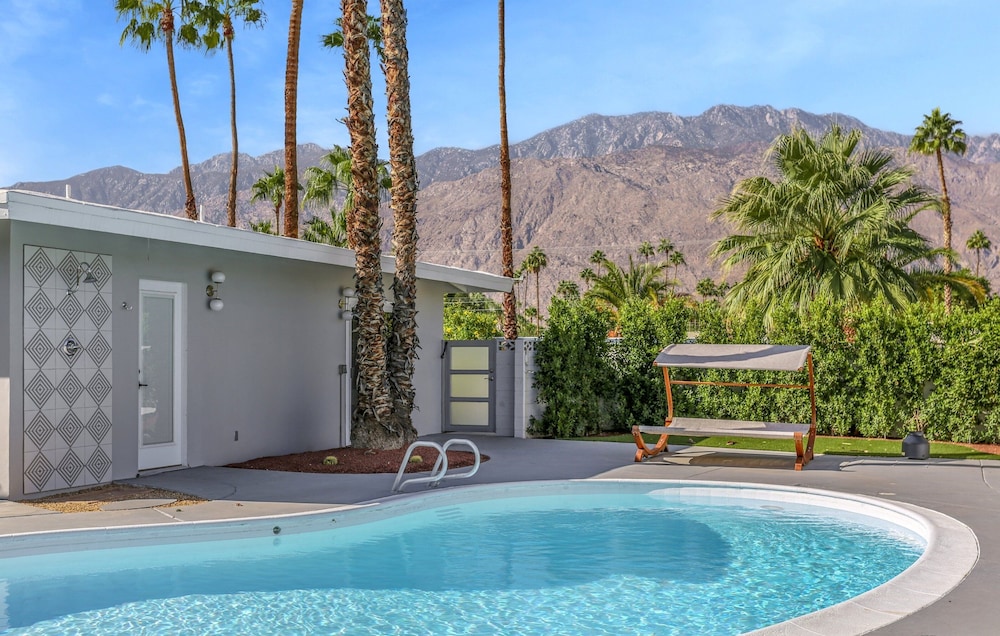 Desert Flamingo PS