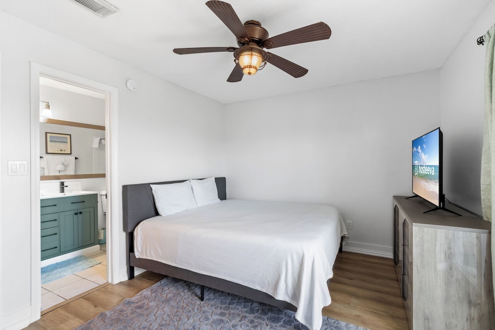 Perdido Beach Bungalow