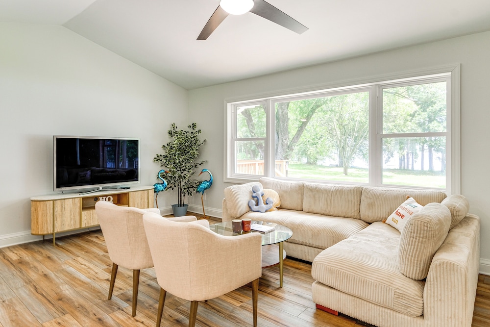 Pets Welcome: Riverfront Getaway in Colonial Beach