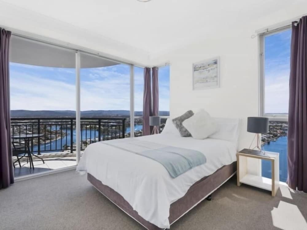 Surfers Paradise Vacations - Ocean Riverview at Chevron Renaissance - Property Image 15