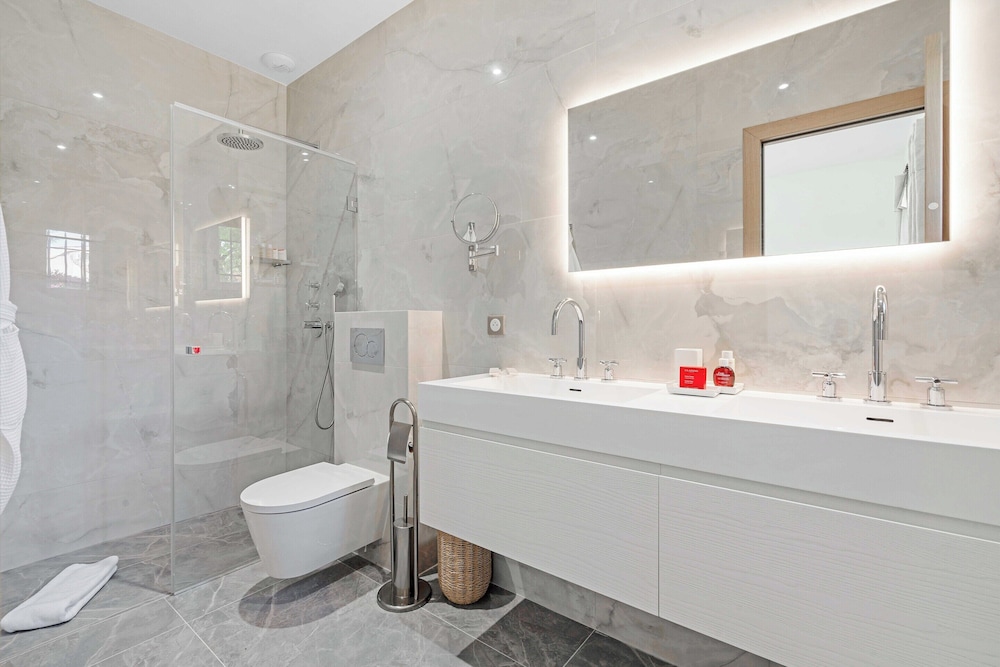 Exceptional Villa- AC- 5br-10p- Baie des Canebiers