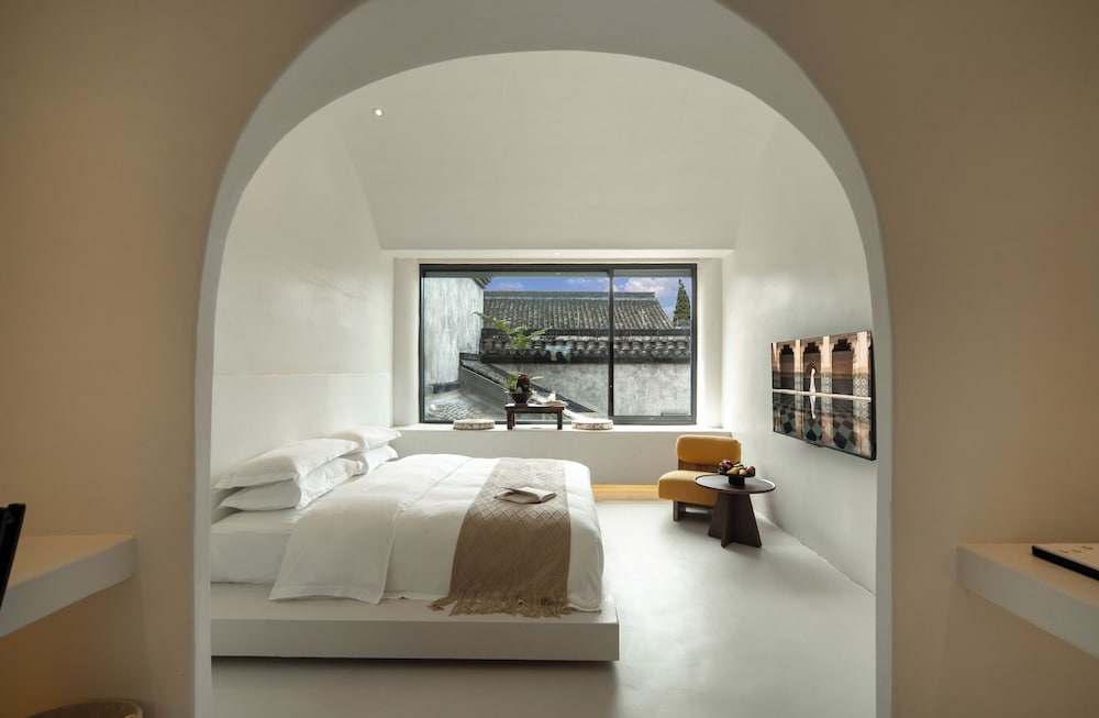 Jiangnanfu Bed and Breakfast