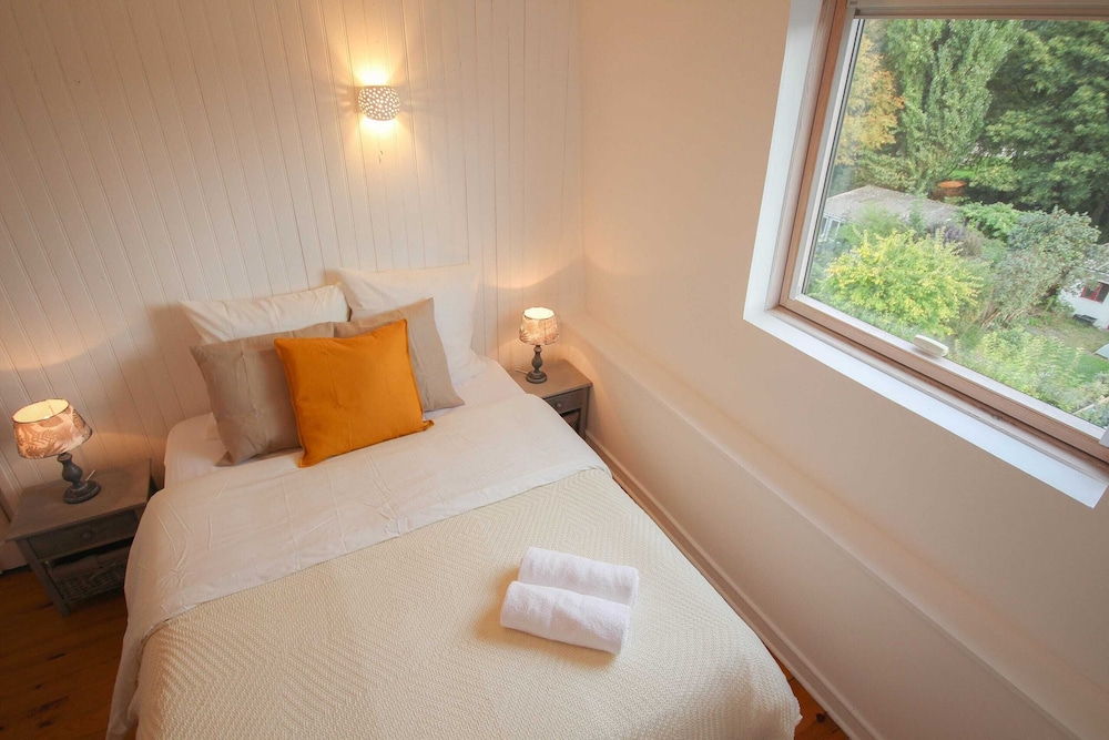 Cozy Hackney Apartment