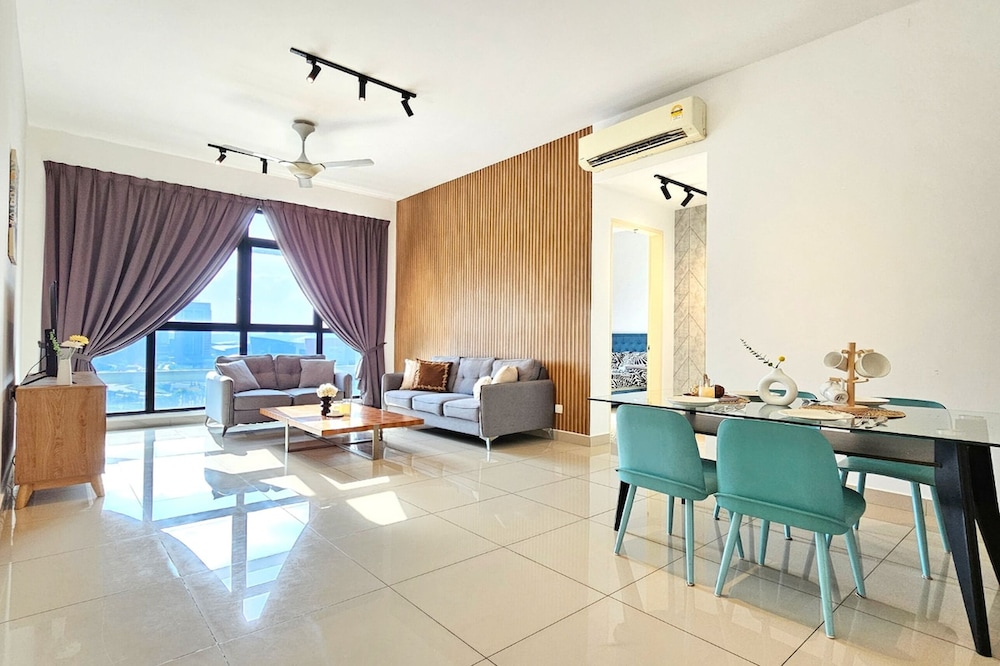 Conezion @ IOI Resort Apartments