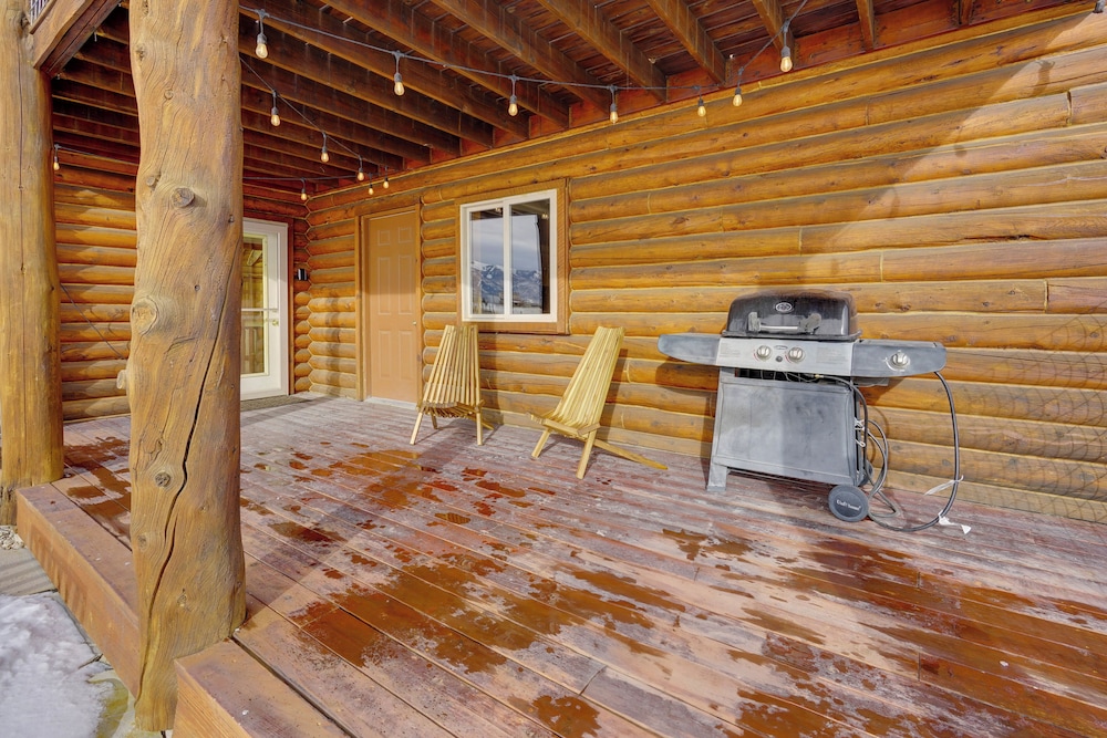 10 Mi to Deer Valley: Mtn-view Gem w/ Game Room