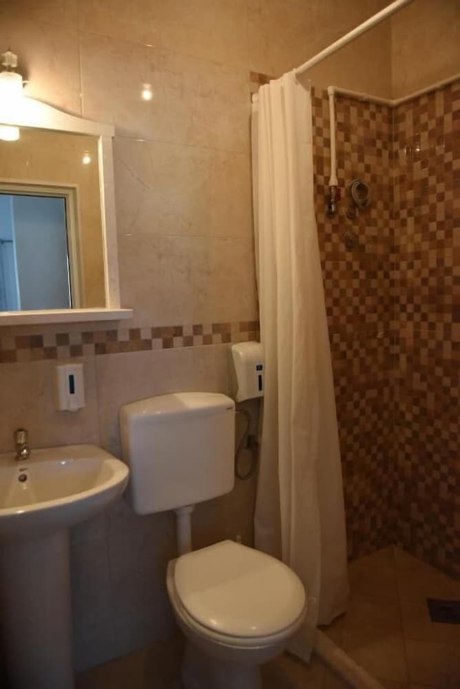 Apartments Cota