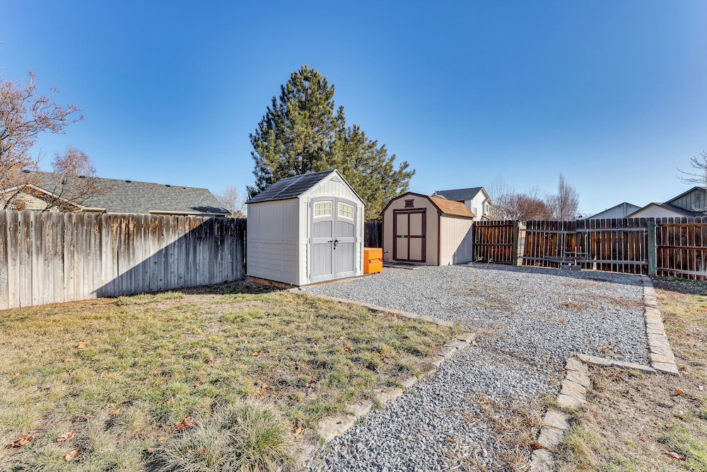 1 Mi to Boise Towne Square: Home w/ Patio!
