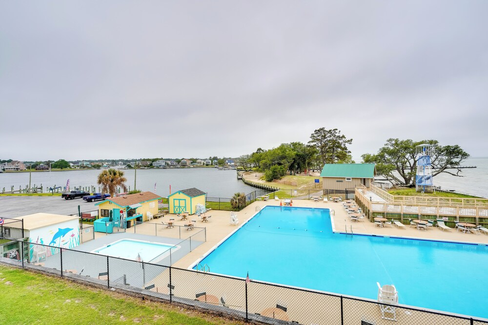 Private Dock & Beach Access: Outer Banks Area Home
