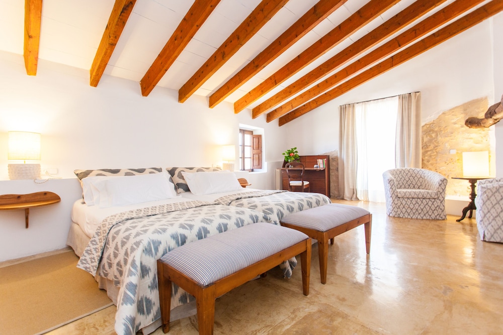 Hotel Agroturismo Possessió Binicomprat