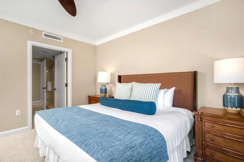 KBM Resorts Spacious 5-bedroom Honua Kai Collection Multi Unit Listing Same Floor Ocean Views + 3 Free Rental Cars! Hkh-515/16/20