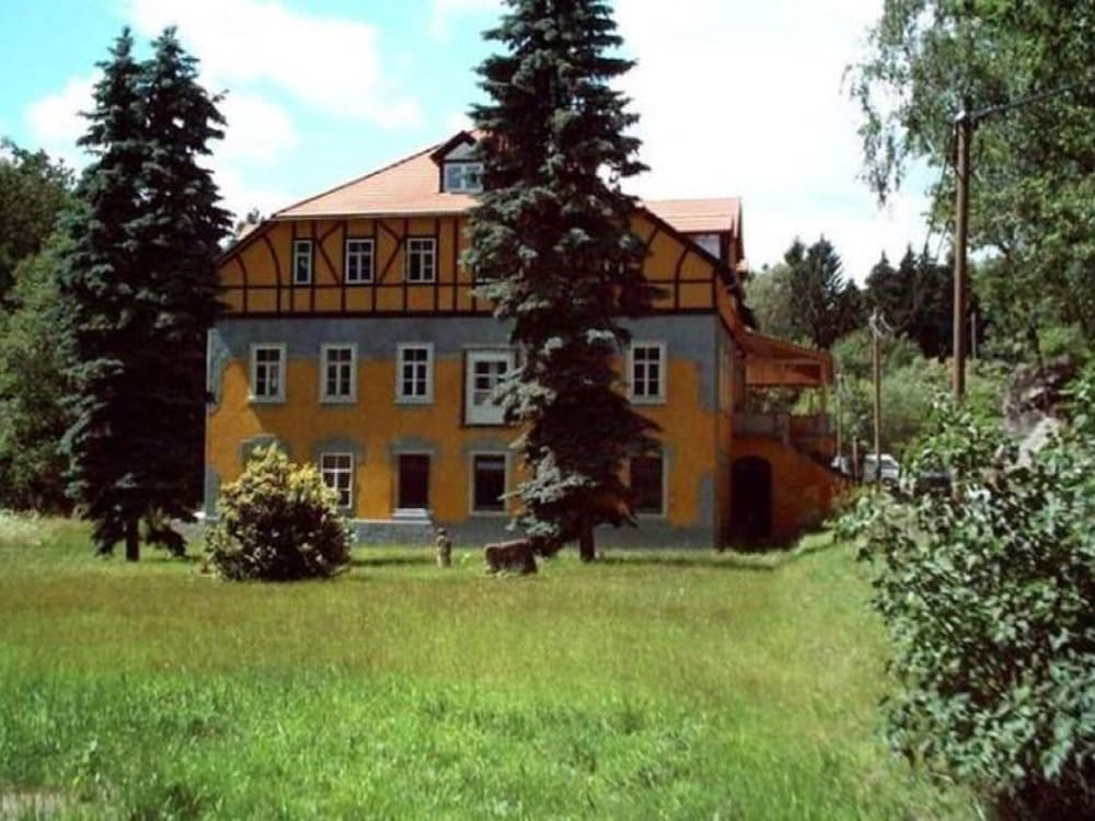 Photo 11