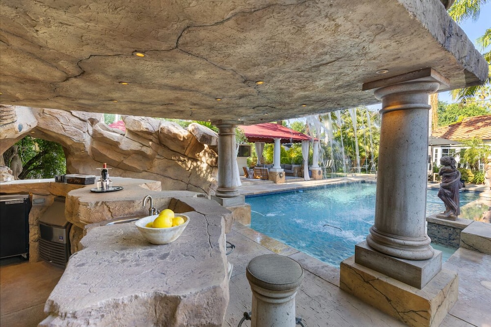 Woodland Hills Vacations - Erwin Estate - Property Image 58