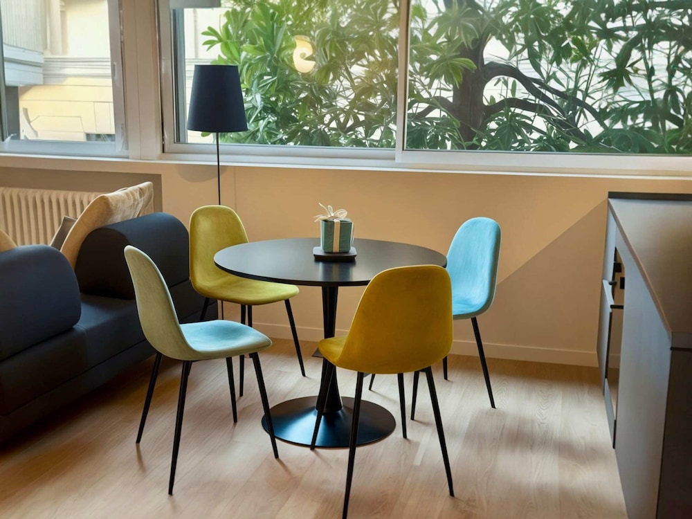 Casa Anna in Milano With 1 Bedrooms and 1 Bathrooms
