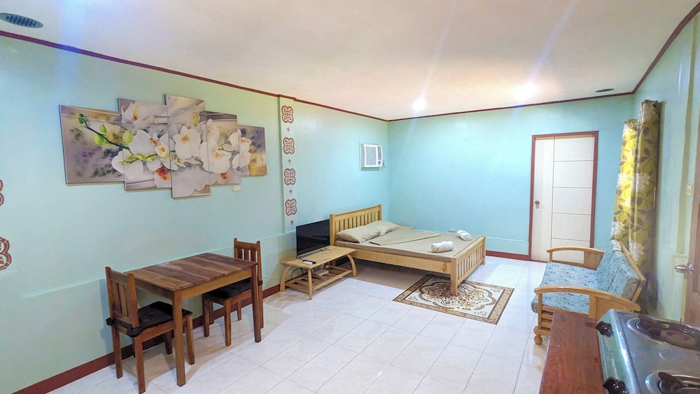 Aroma's Guest House