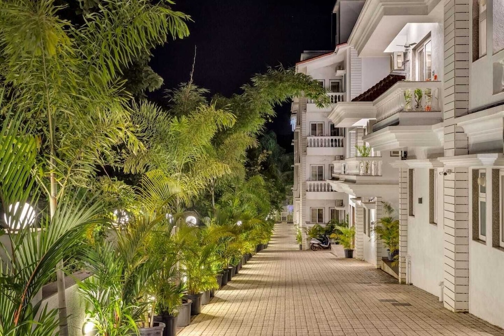 AquaVista Assagao Residency