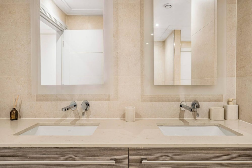Ultra Luxury Mayfair Home Park Lane Location