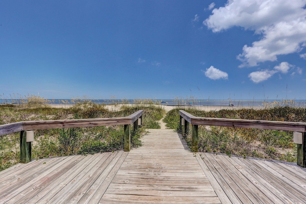 Beach Style Condo Includes Google Mini Home And Beach Access 2 Bedroom Condo by RedAwning view 3