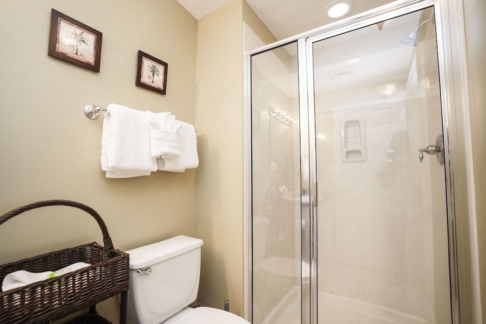 Calypso Beach Resort by Panhandle Getaways