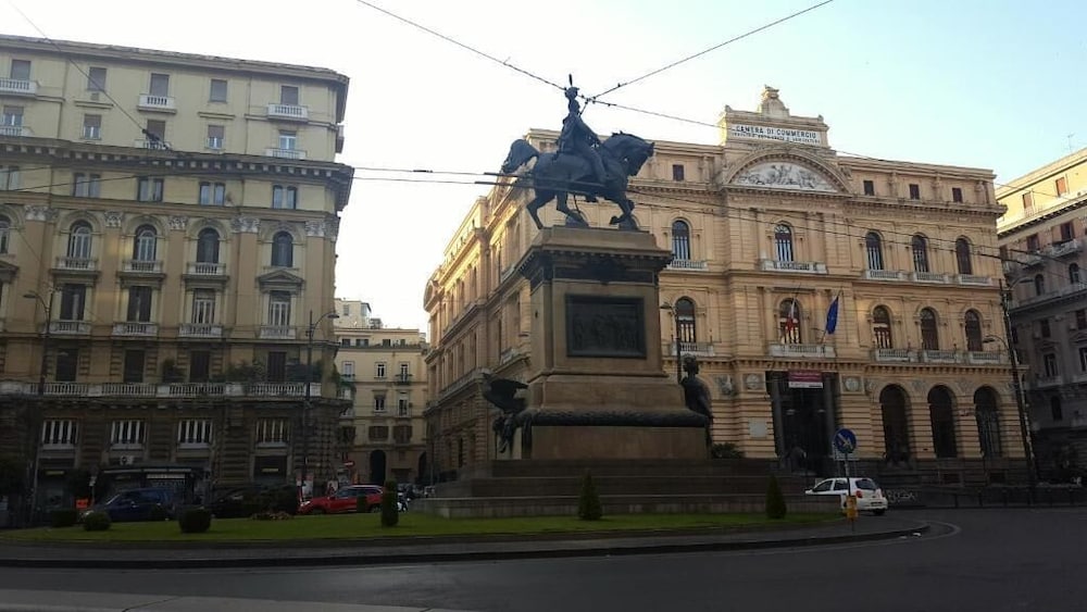 Boviosquare XIV photo 1