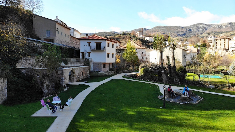 Accessible Rural Apartments La Rioja