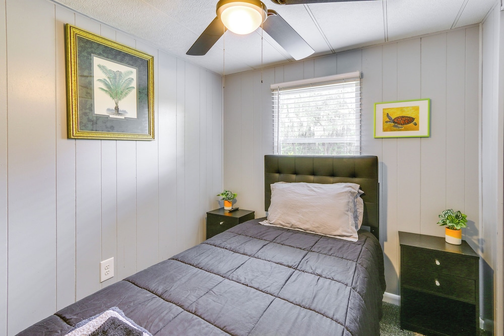 1 Mi to Sands Beach: Walkable Island Home w/ Yard!