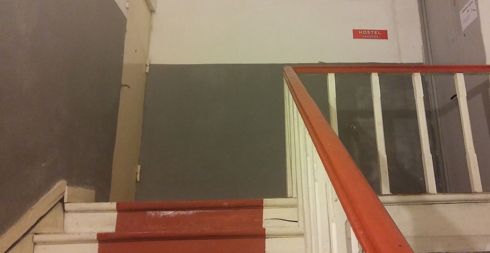 Vareron Hostel