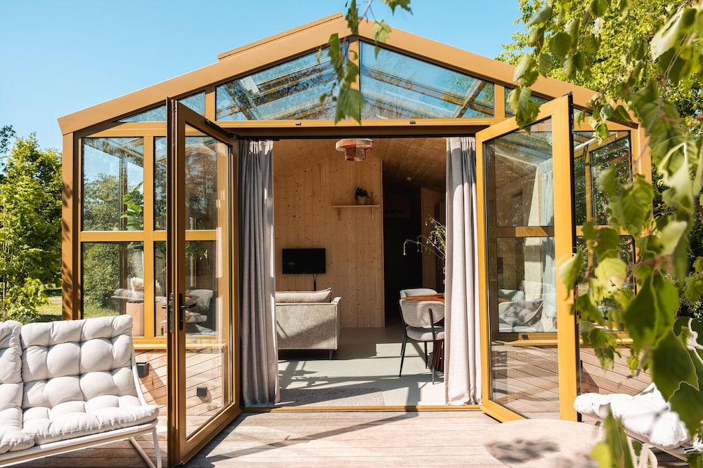 Holiday Home in Friesland With Greenhouse Charm