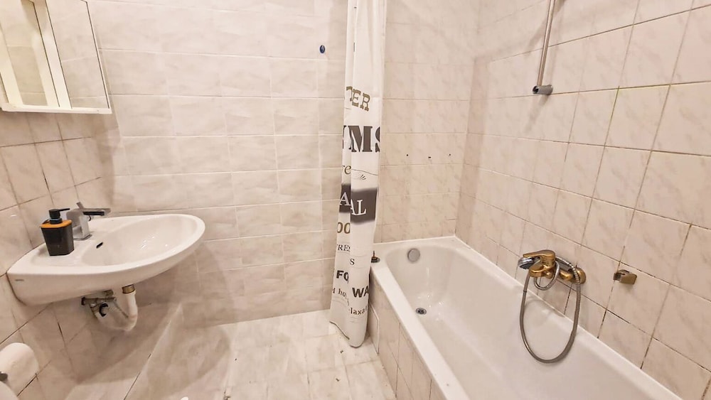 Modern 3BR Apartment Near Stadthalle