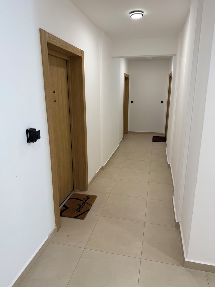 Montenegro luxury suites - New city