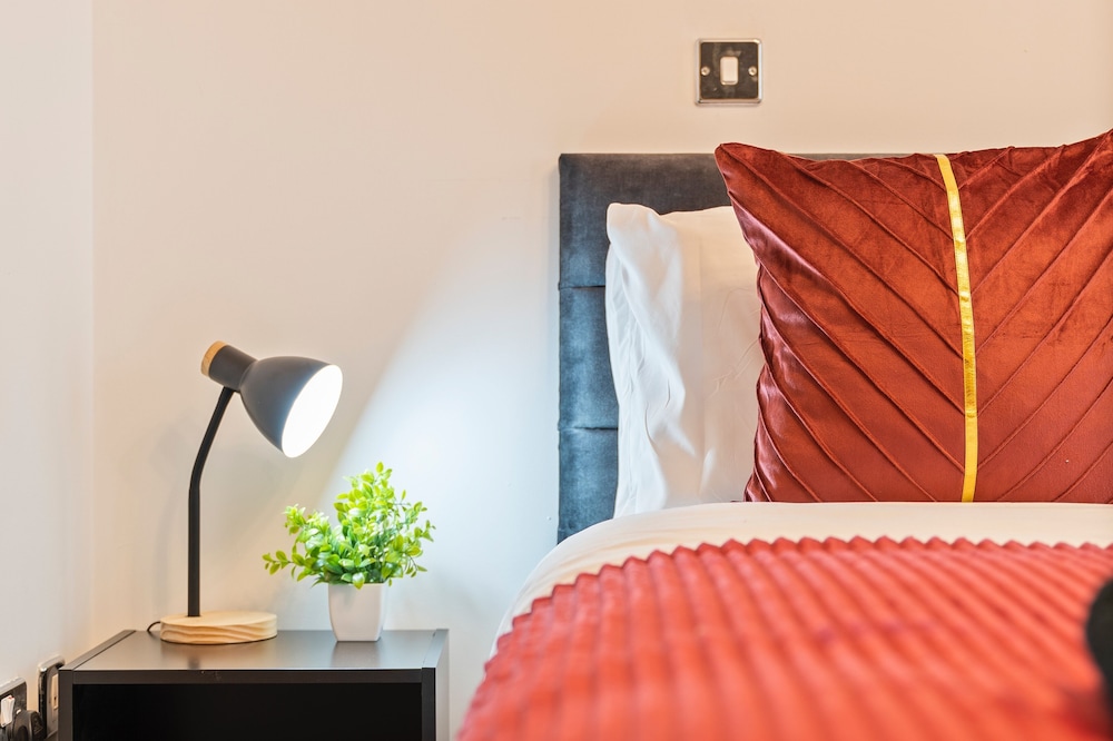 City Centre Apt Free Parking Contractors Leisure