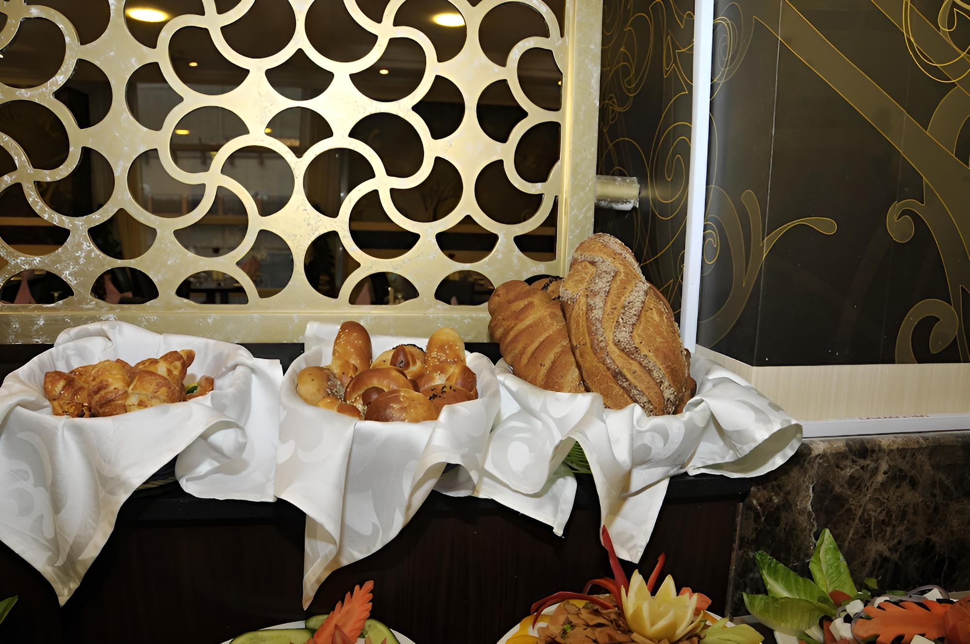 Azka Al Safa Hotel
