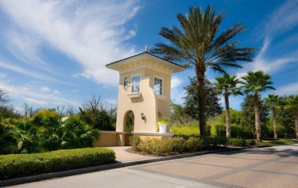 Windsor Hills Resort by Mickey Family