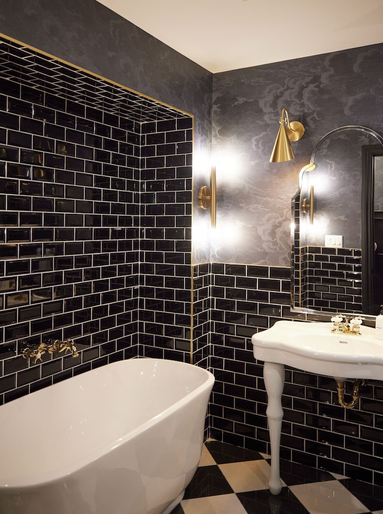 The Dorchester Hotel 54