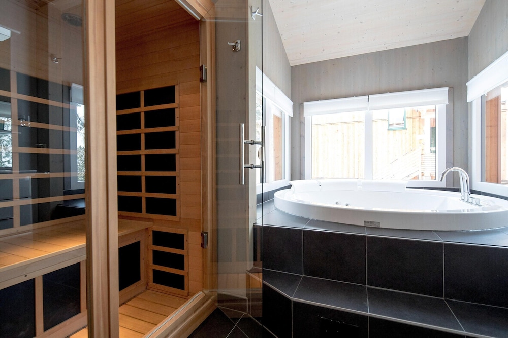 Lovely Chalet in Turracherhohe With Sauna