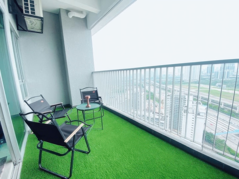 Razak City Residences by Emily in Town