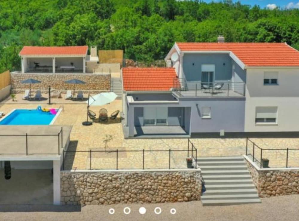 Villa Rest For The Soul