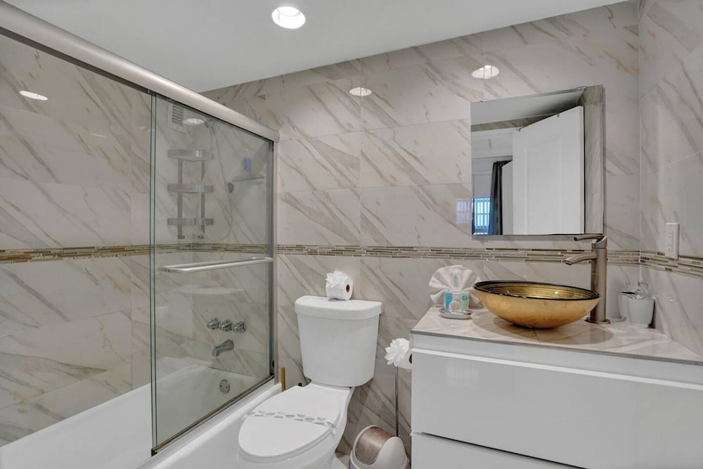 Beach Penthouse Ocean Paradise
