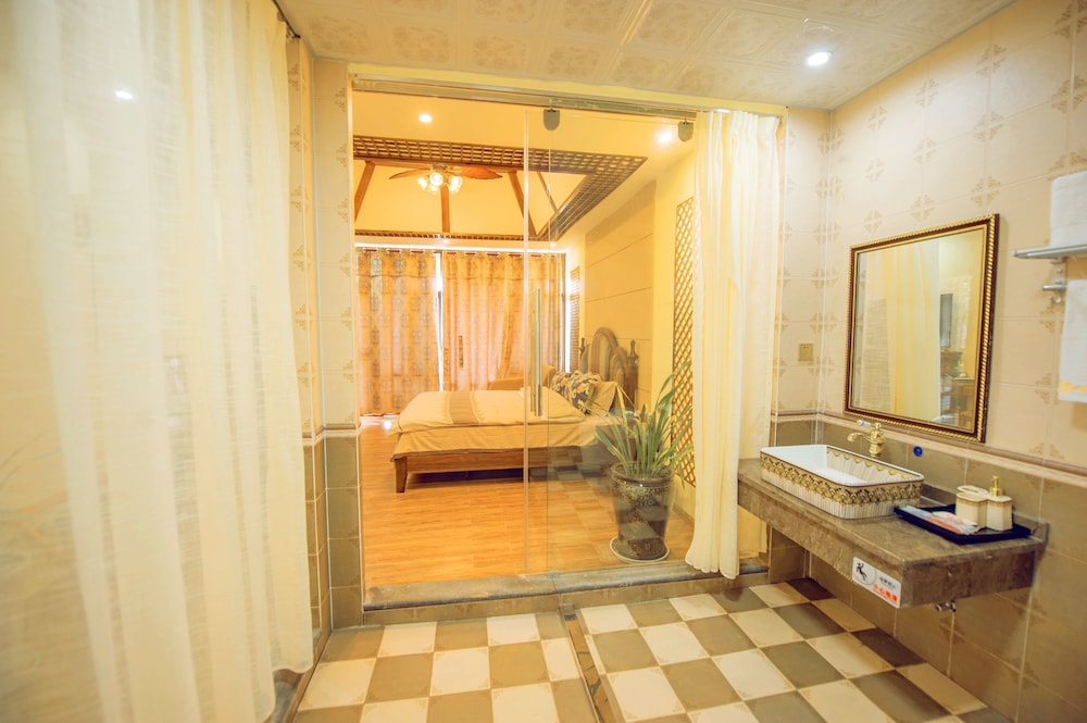 Floral Hotel Tengchong Heshun Hemuju view 5